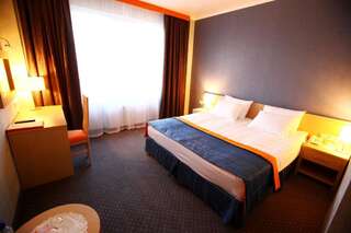 Гостиница Аэроотель Краснодар Краснодар Бюджетный двухместный номер с 1 кроватью или 2 отдельными кроватями-2